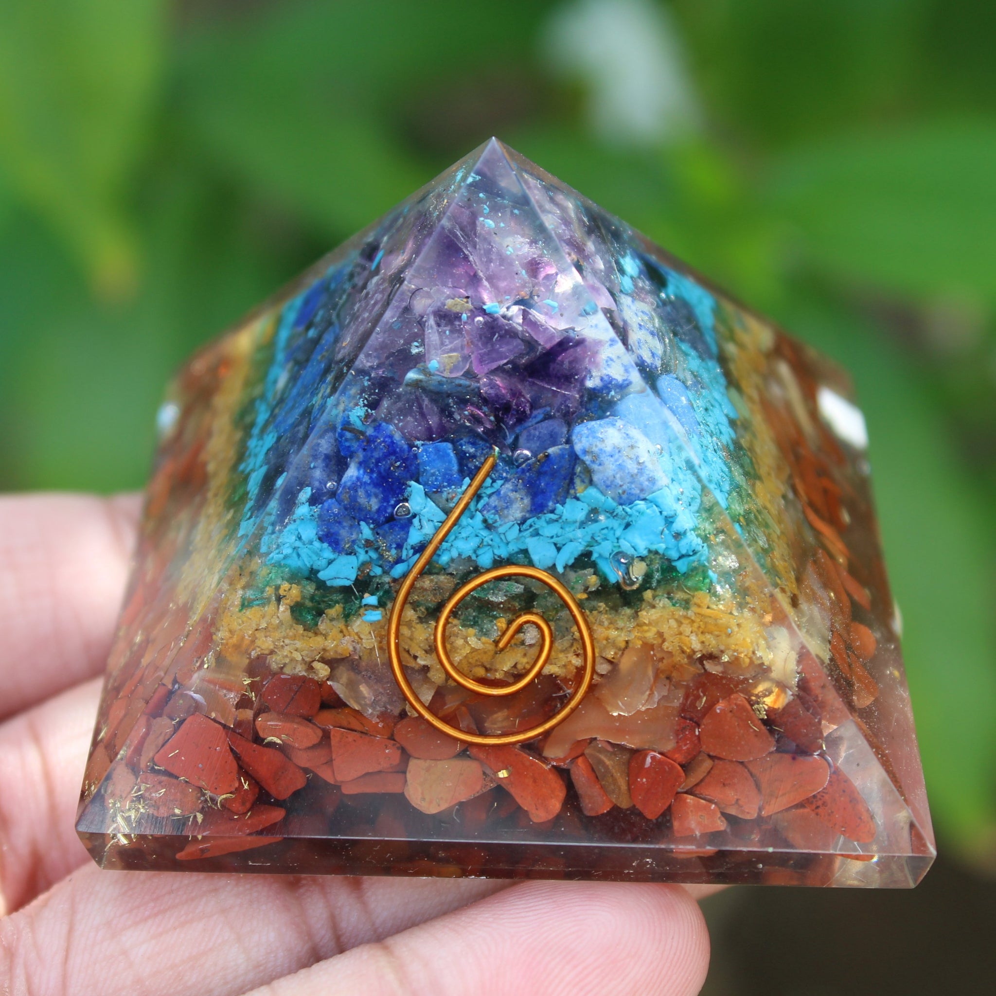 7 Chakra Orgonite 50 mm Pyramid