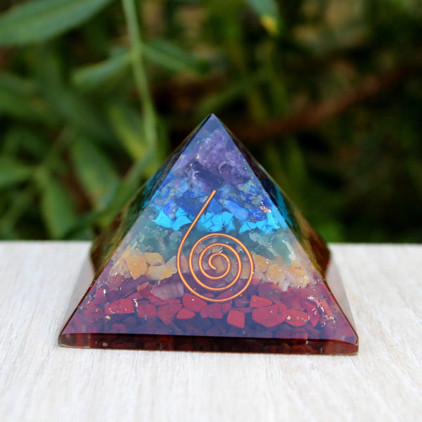 7 Chakra Orgonite 50 mm Pyramid